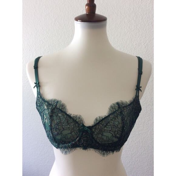 Victoria's Secret Lingerie Push Up Bra Lace Metallic - Picture 1 of 9